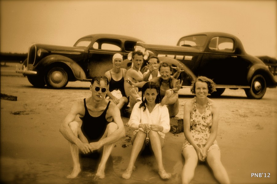 Grandma is the one in the white shirt in the middle with the black hair. Note her feet. 
