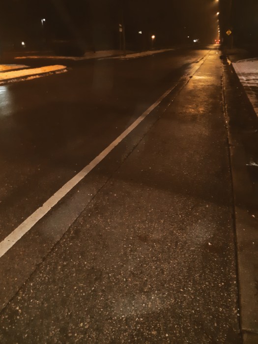 streetlights waiting for the bus - thetemenosjournal.com